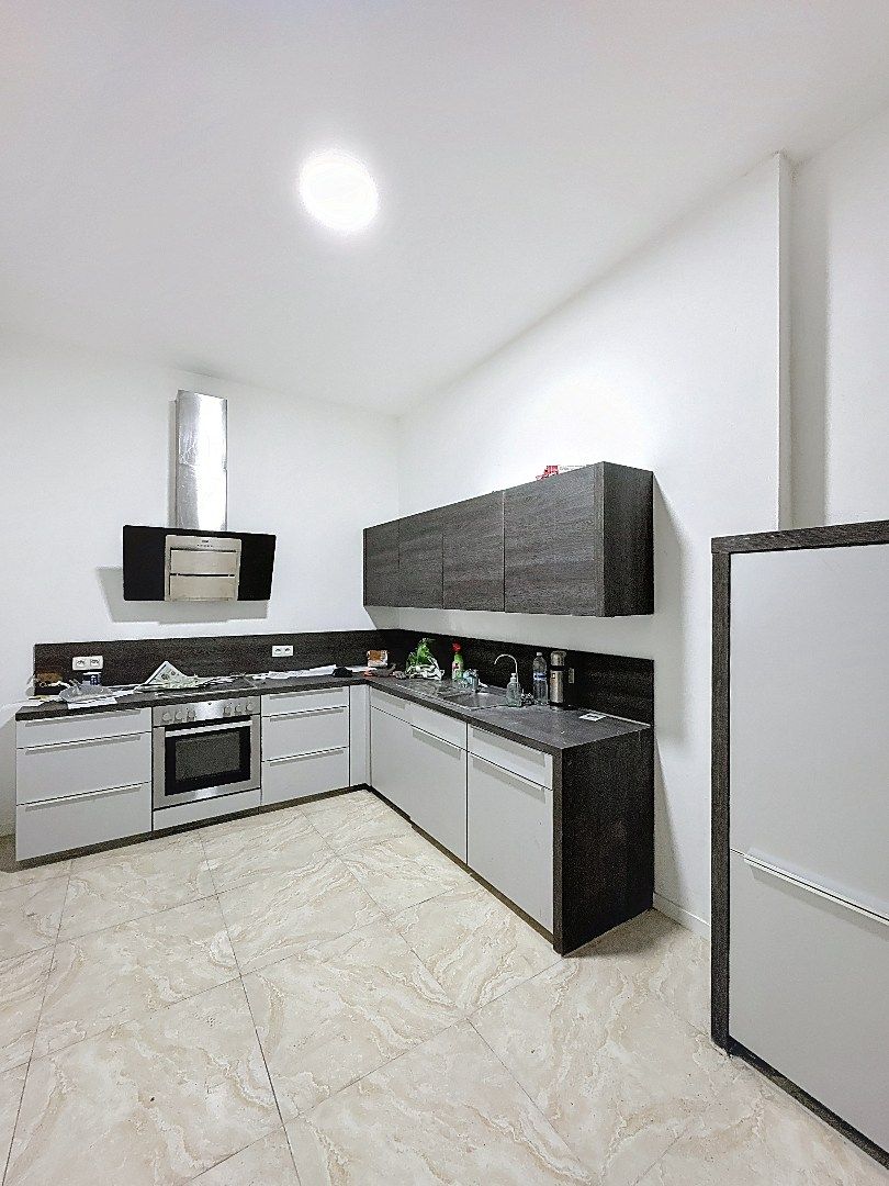 Instapklare gerenoveerde woning op toplocatie in Tienen foto 3