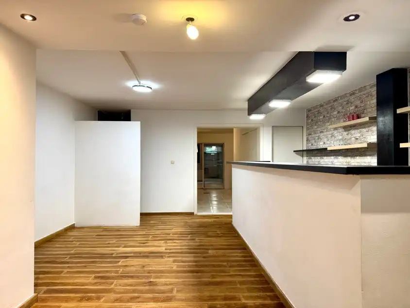 HANDELSPAND MET WOONST, TOP LOCATIE TE DIEST! foto 9