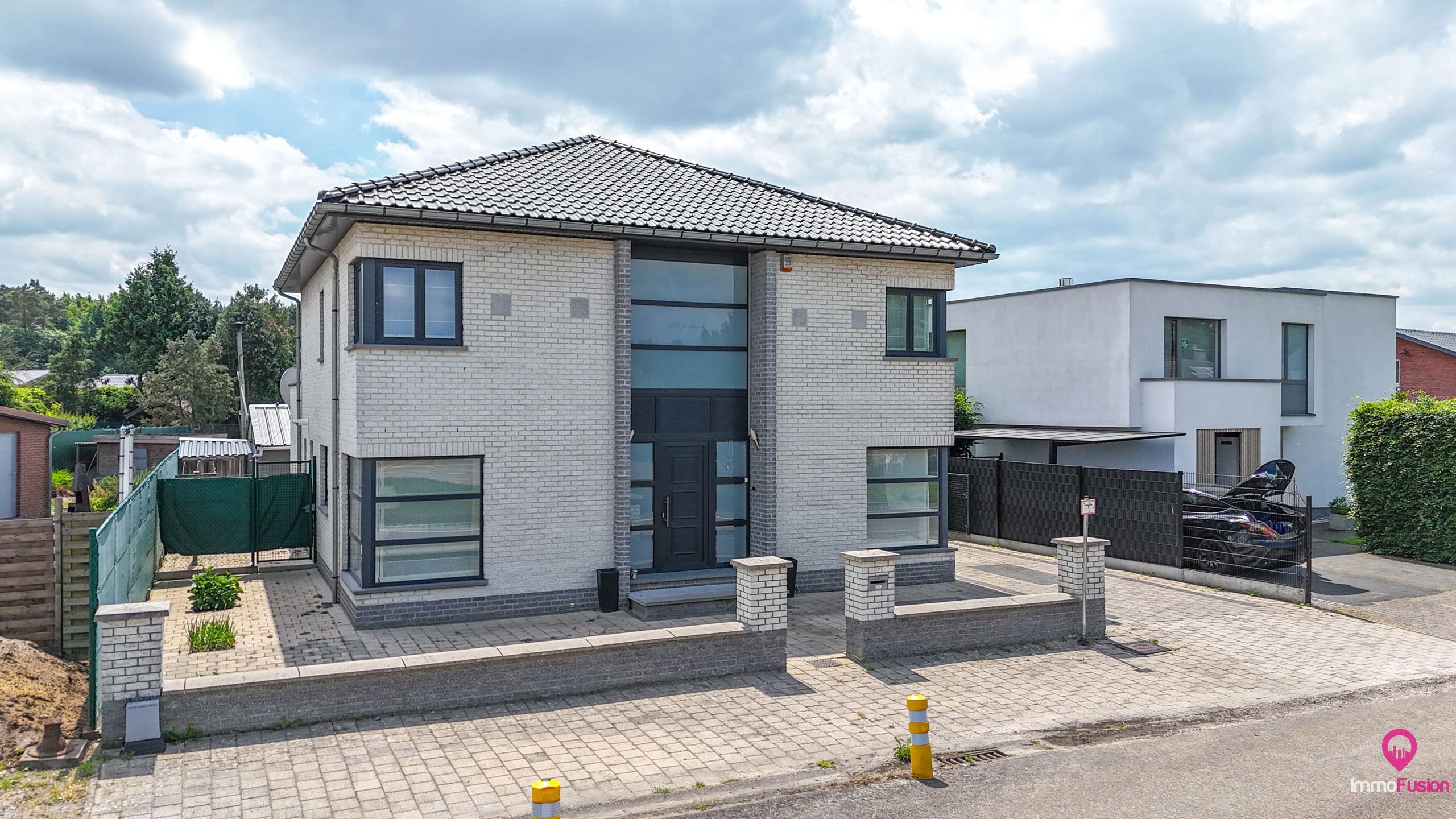 Ruime woning van 285m² met 5 slpks en apart bureel ruimte!  foto 40
