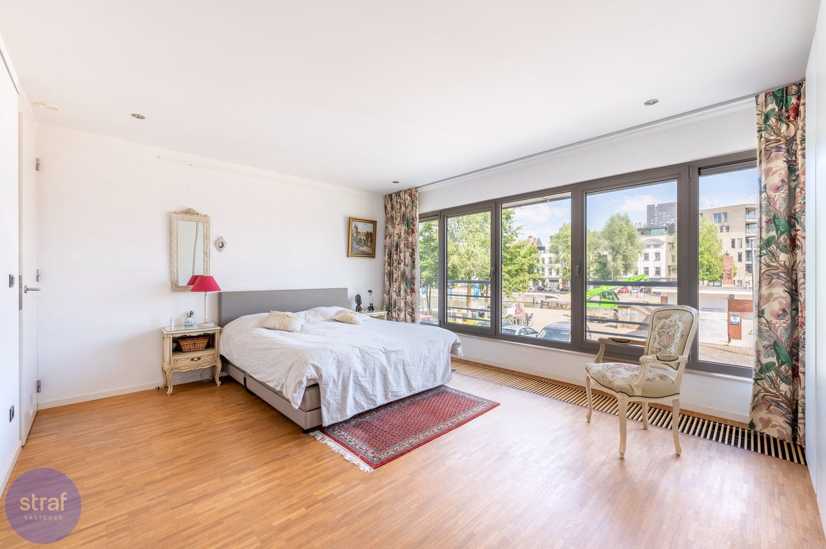 Gigantisch hoekappartement 233m2 met 3 slpks, 2 badk. en zicht op het MAS foto 12