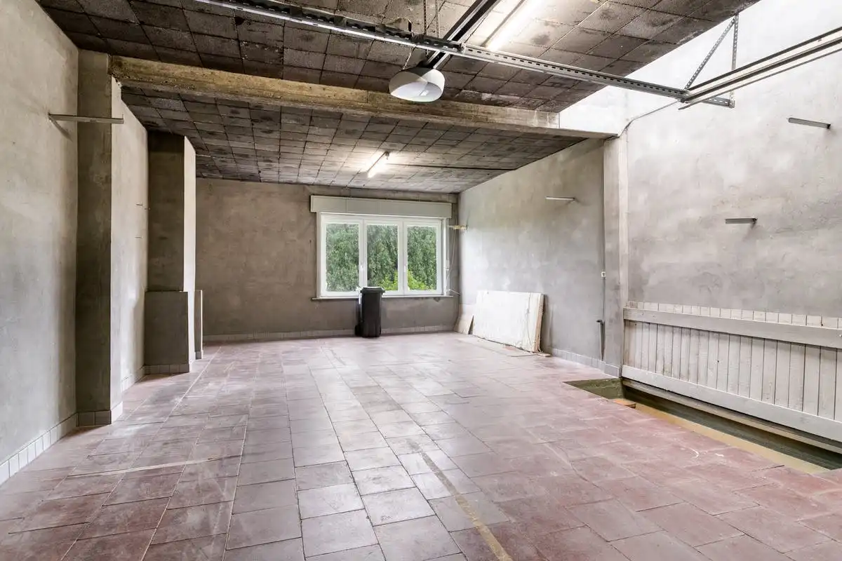 Unieke woning met atelier aan de Leie te koop in Harelbeke foto 6