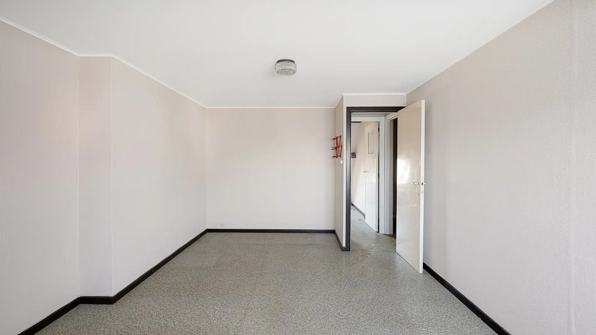 Huis met groot volume en garage te Knokke foto 23