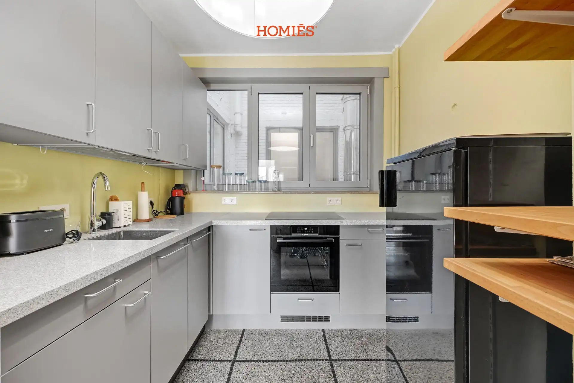 Instapklaar 2-slaapkamerappartement met uniek uitzicht foto 12