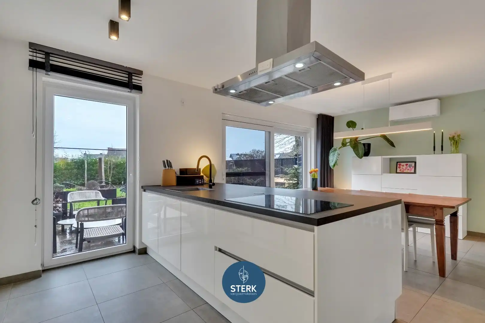 ENERGIEZUINIGE GEZINSWONING OP EEN RESIDENTIËLE LOCATIE TE LANAKEN ! foto 10