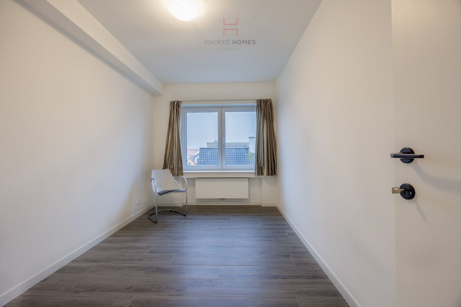 Prachtig volledig gerenoveerd 2-kamer hoekappartement in Heist-aan-Zee foto 13