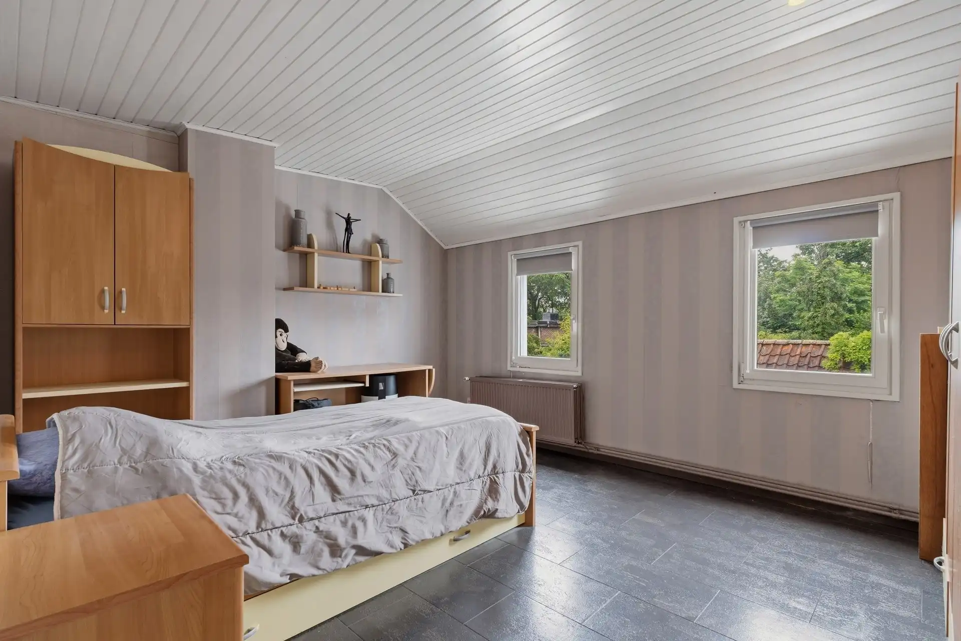 Energiezuinige woning met 3 slaapkamers, aparte garage en fraai aangelegde tuin op rustige ligging te Berlare foto 22