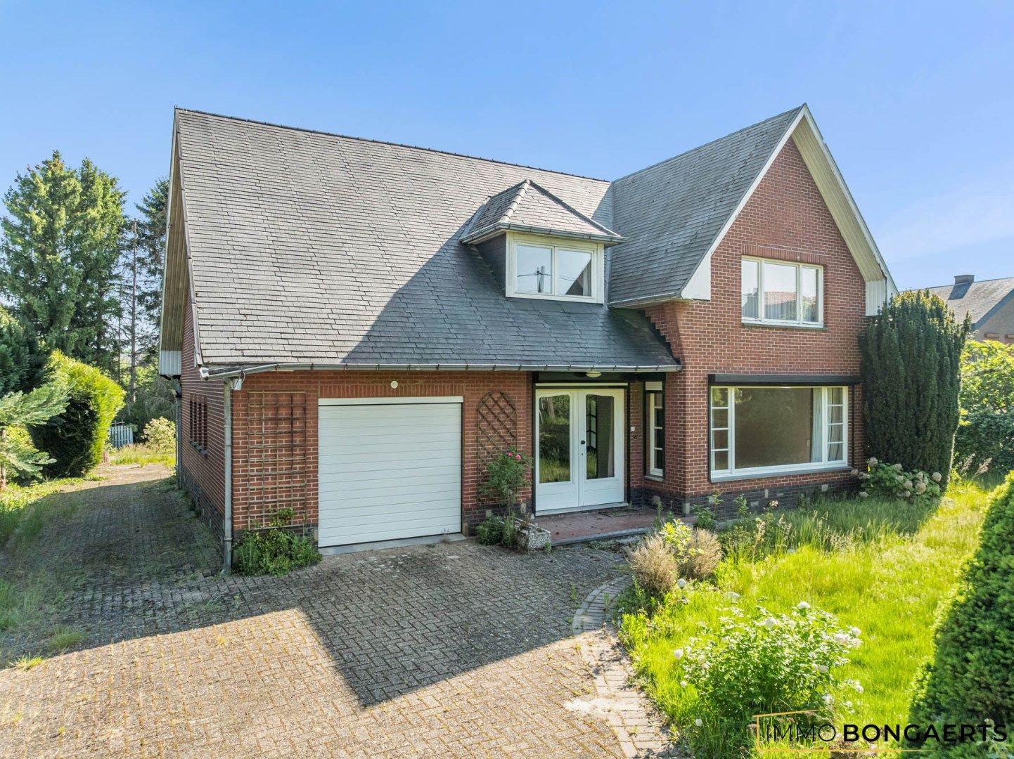 Rustig gelegen woning op een groot perceel foto 36