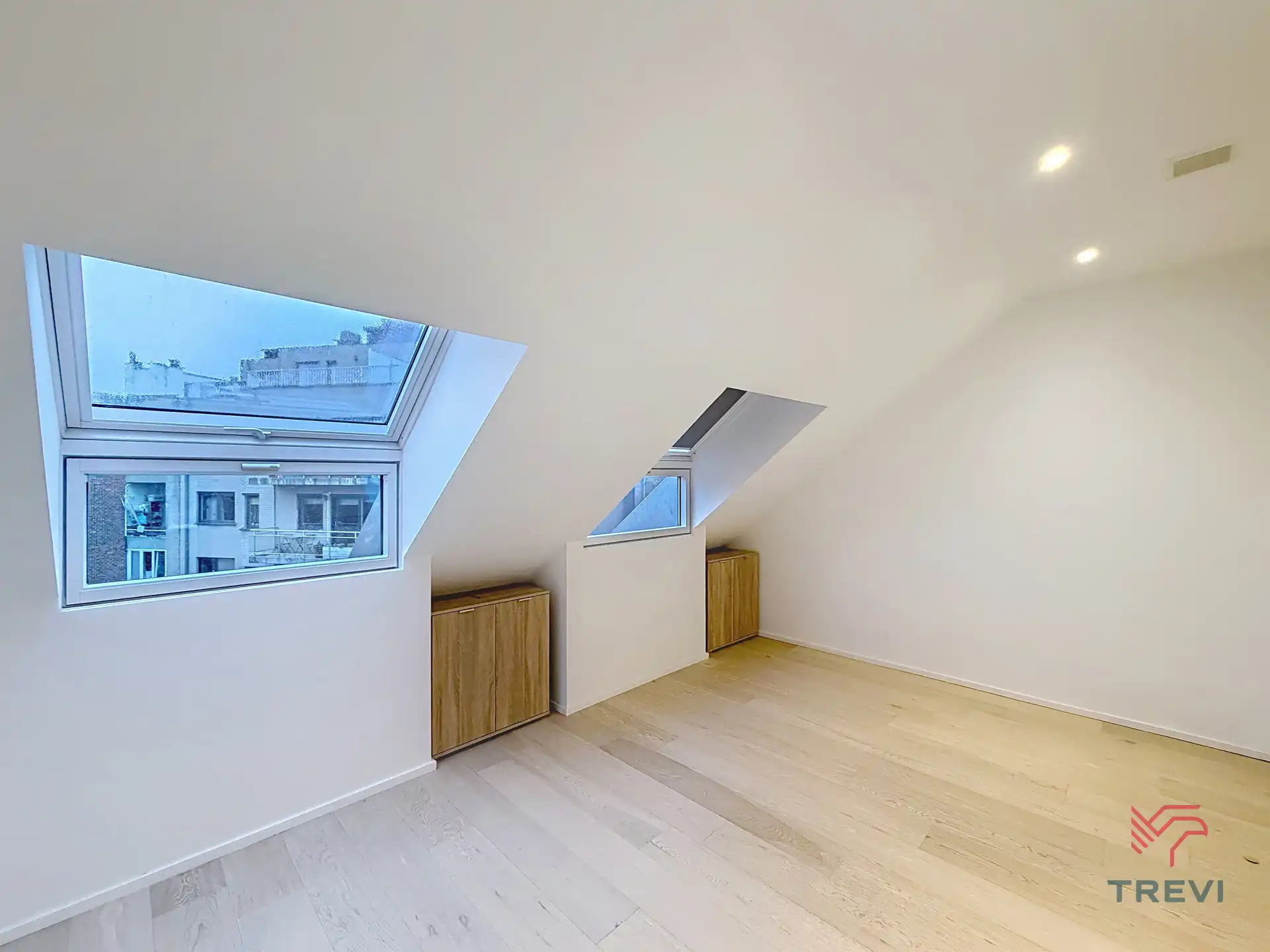 3 kamerappartement in een recent gebouw  foto 10