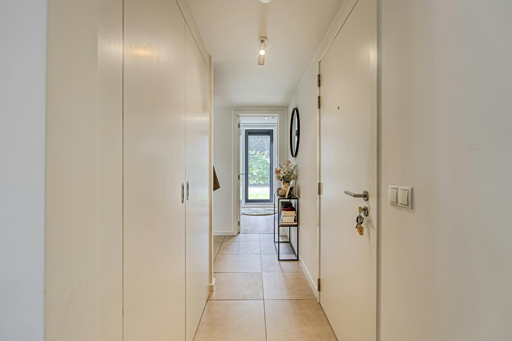 Lichtrijk & Luxueus gelijkvoersappartement in Genk foto 8