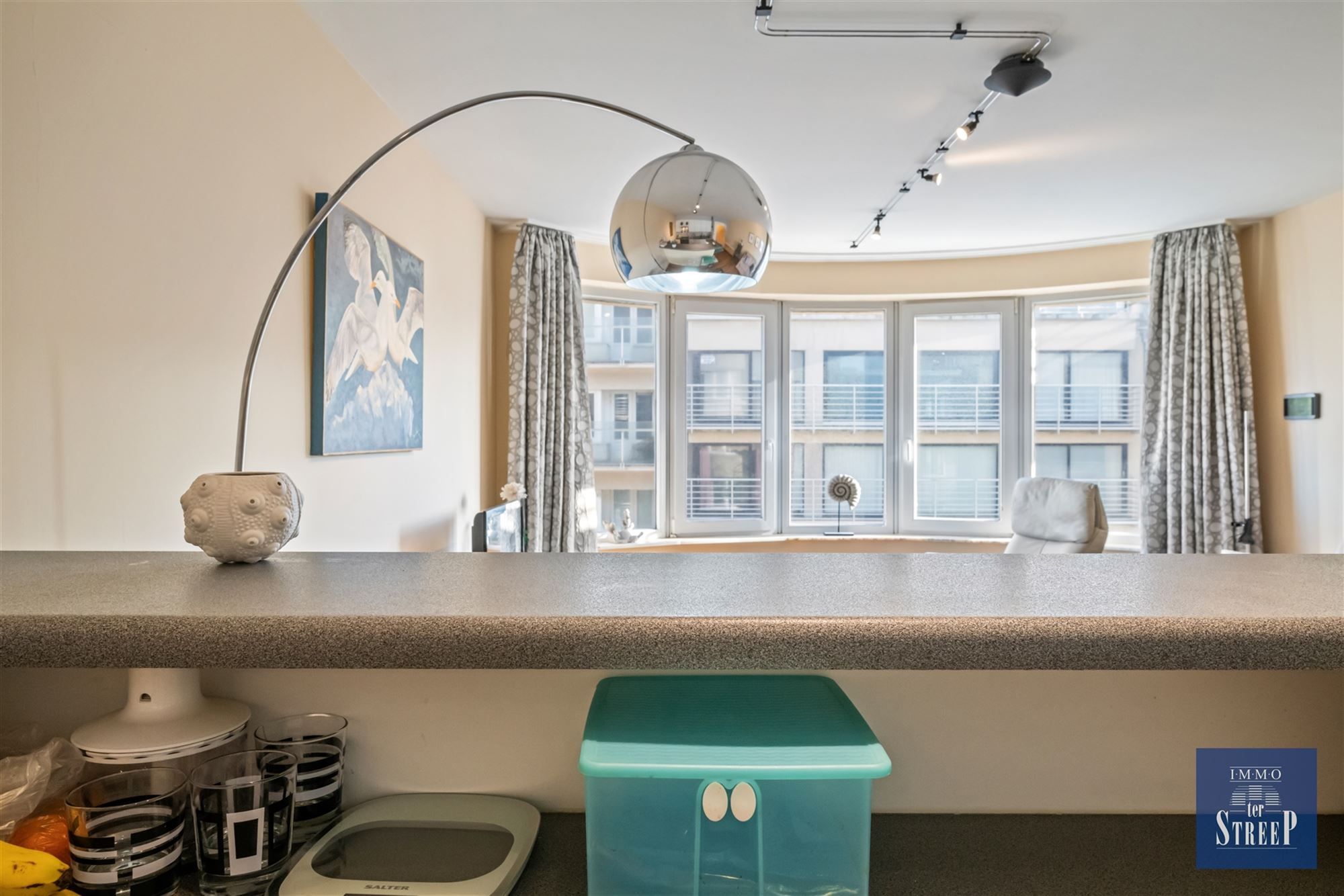 Studio met prachtig zijdelings zeezicht foto 8