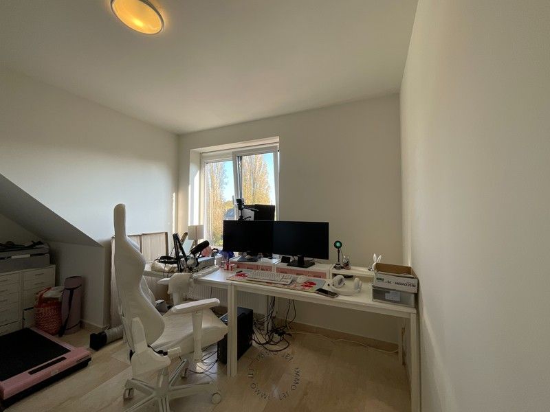 Mooi appartement in centrum Beveren met twee slaapkamers en balkon foto 9