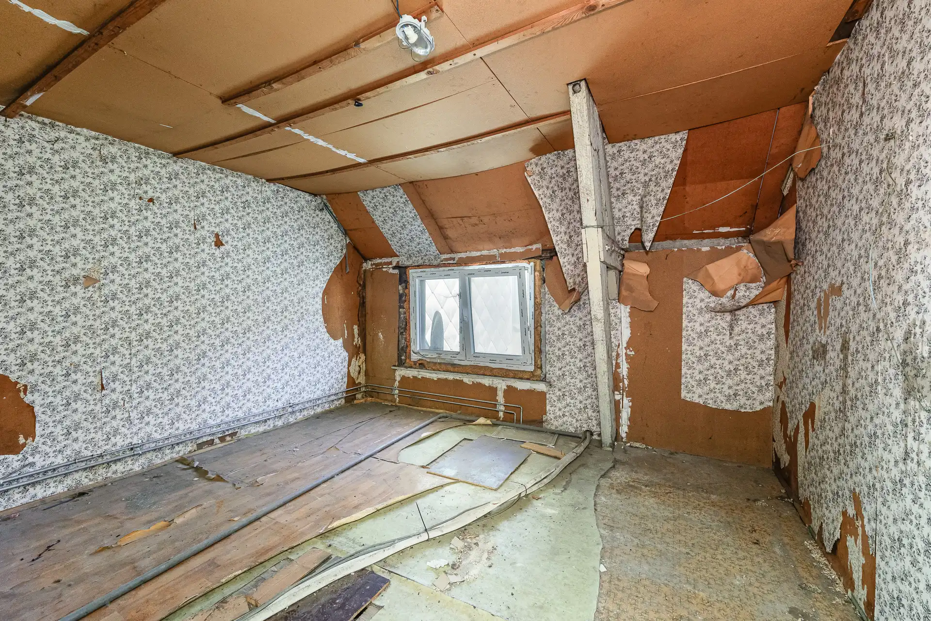 Te renoveren halfopen bebouwing: handel & appartement foto 21