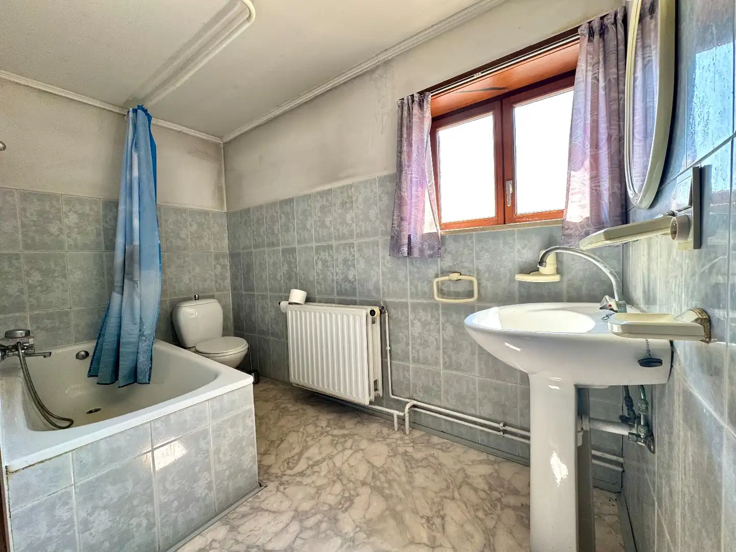 TE RENOVEREN WONING MET 3 SLPKS, GARAGE EN TERRAS foto 10