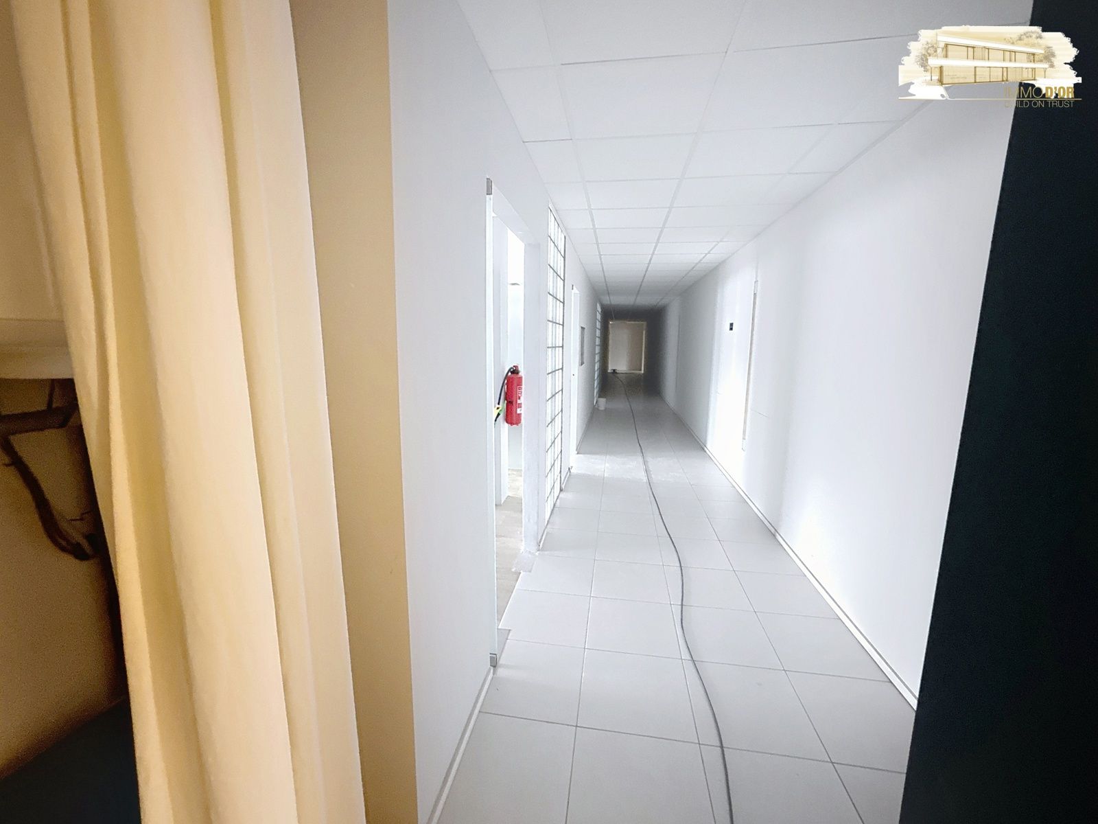 Ruime polyvalente kantoorruimte op topligging in Schoten/Brasschaat  foto 9