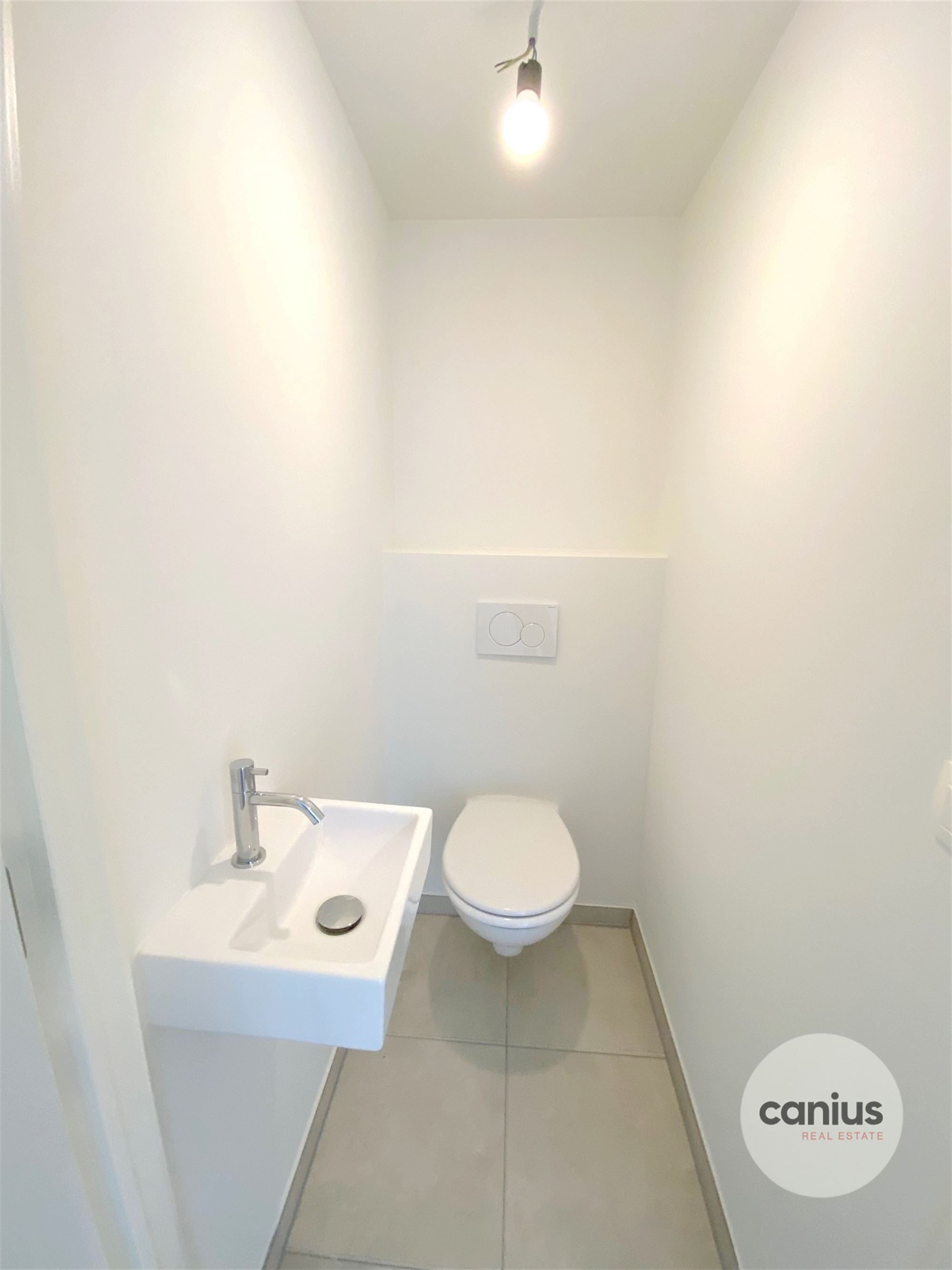 HEDENDAAGSE DUPLEX, 2SLKS + TERRAS, PAKING & BERGING foto 11