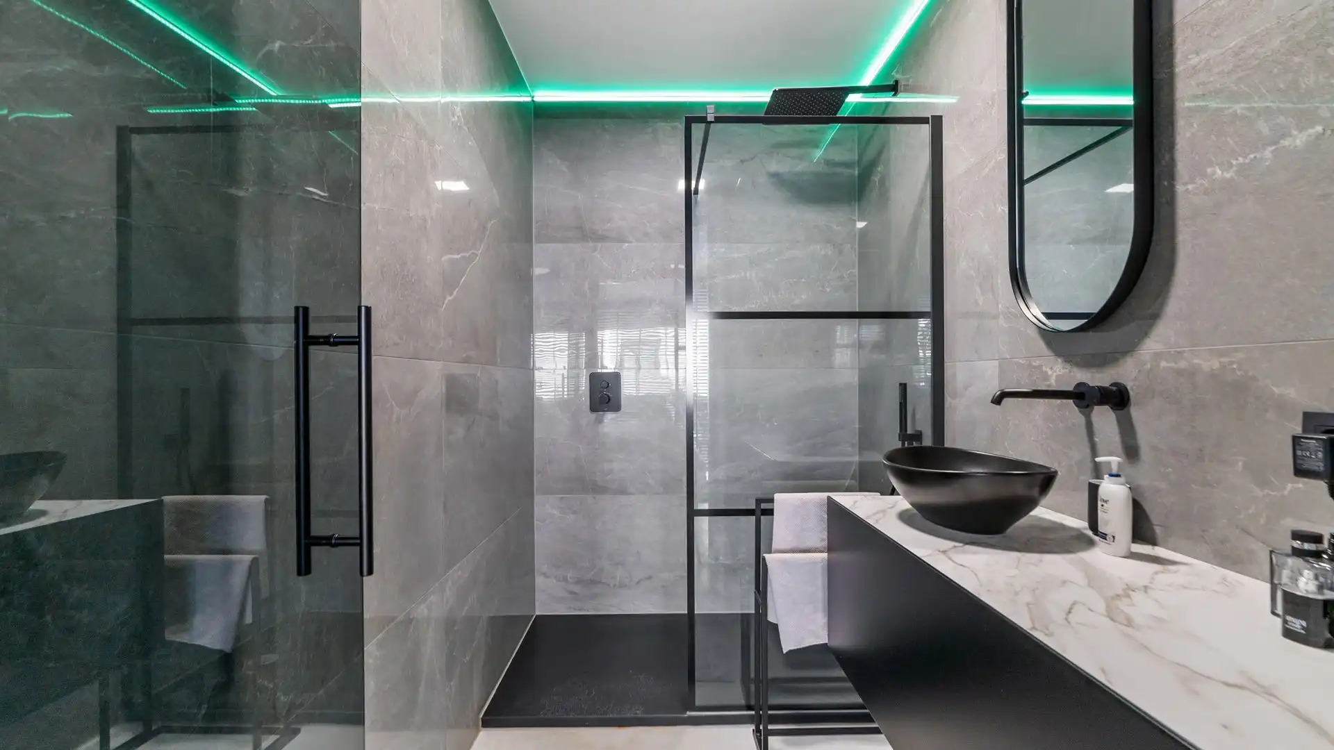 Moderne nieuwbouwwoning met woon-werkcombinatie te Genk foto 12