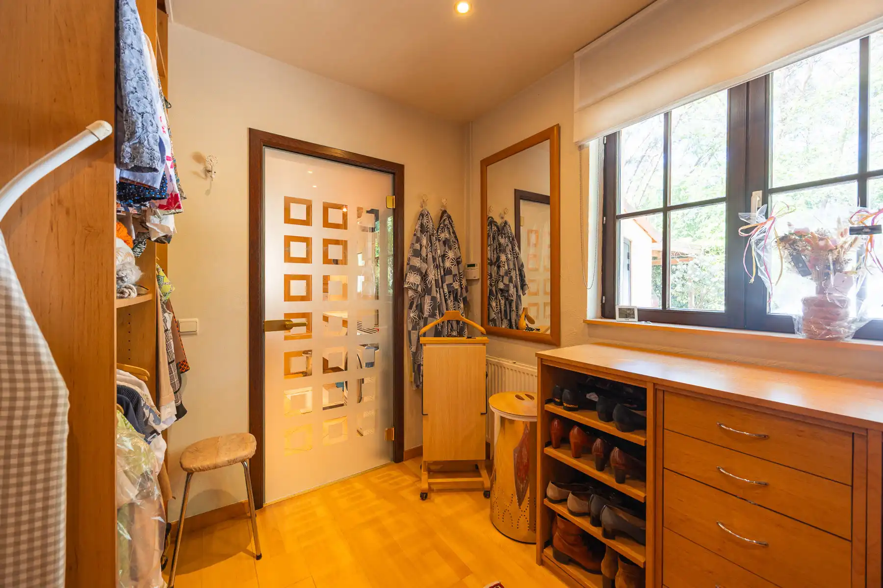 Prachtige open bebouwing met riante tuin op toplocatie foto 14