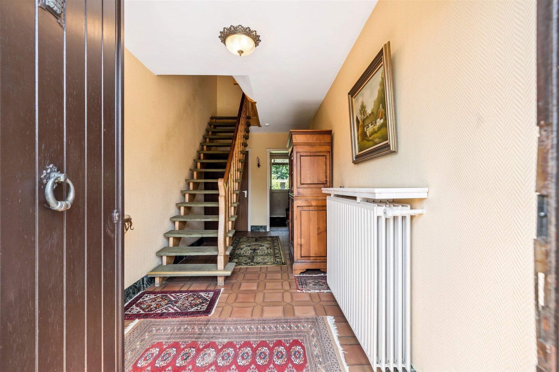 Uitstekend gelegen bel-étagewoning met 3 slaapkamers en garage foto 2