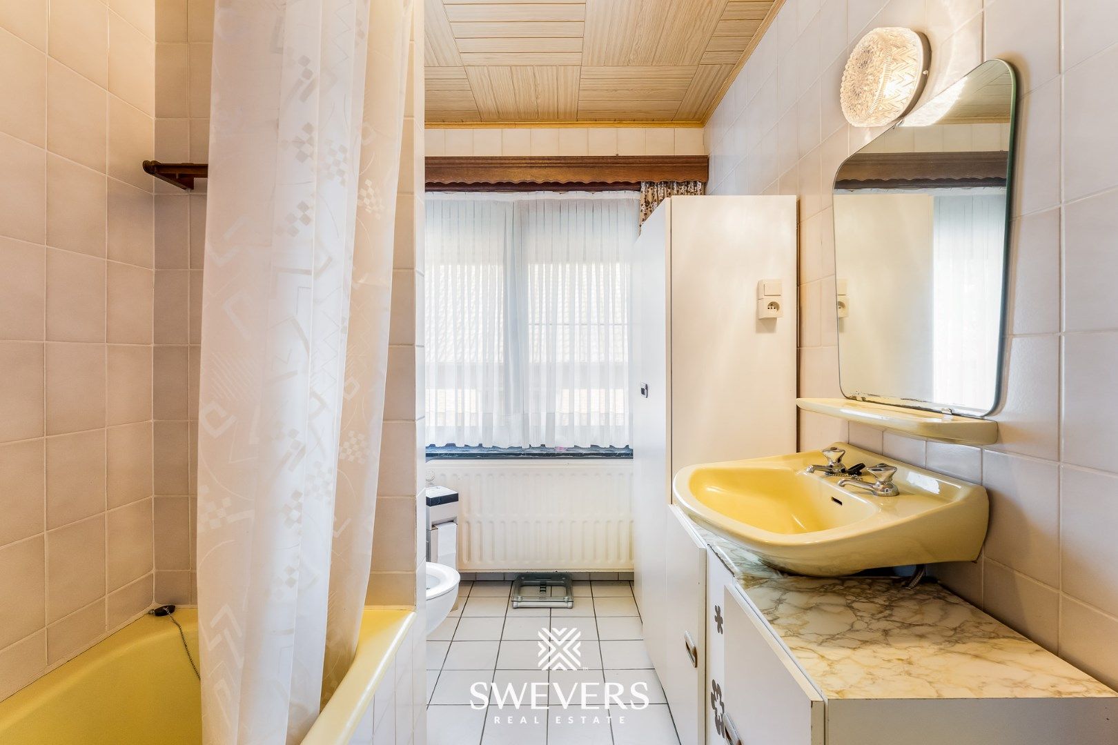 Charmante woning met 3 slaapkamers op 14a 93ca te Genk foto 16