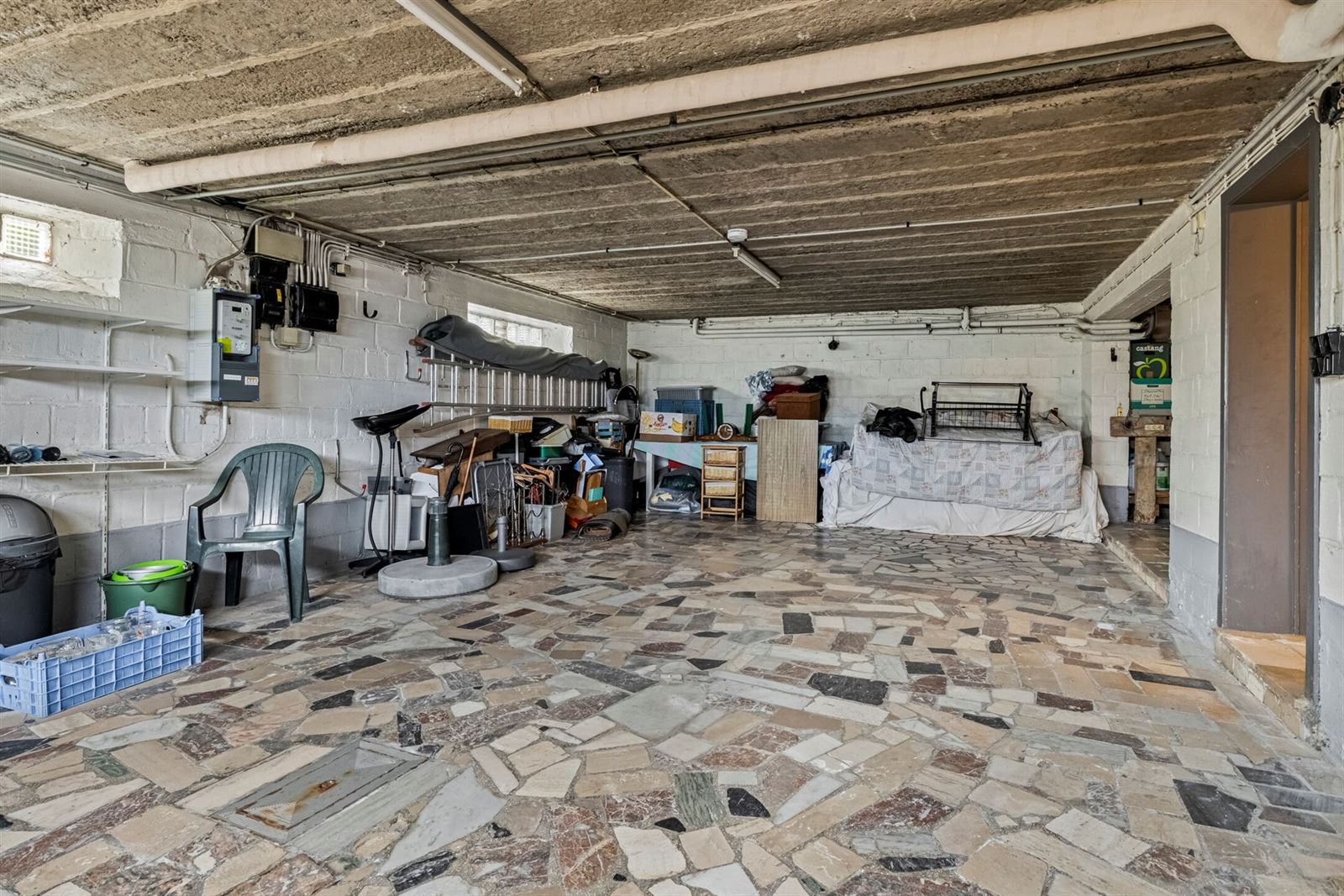 Ruime villa te koop in oase van rust foto 23