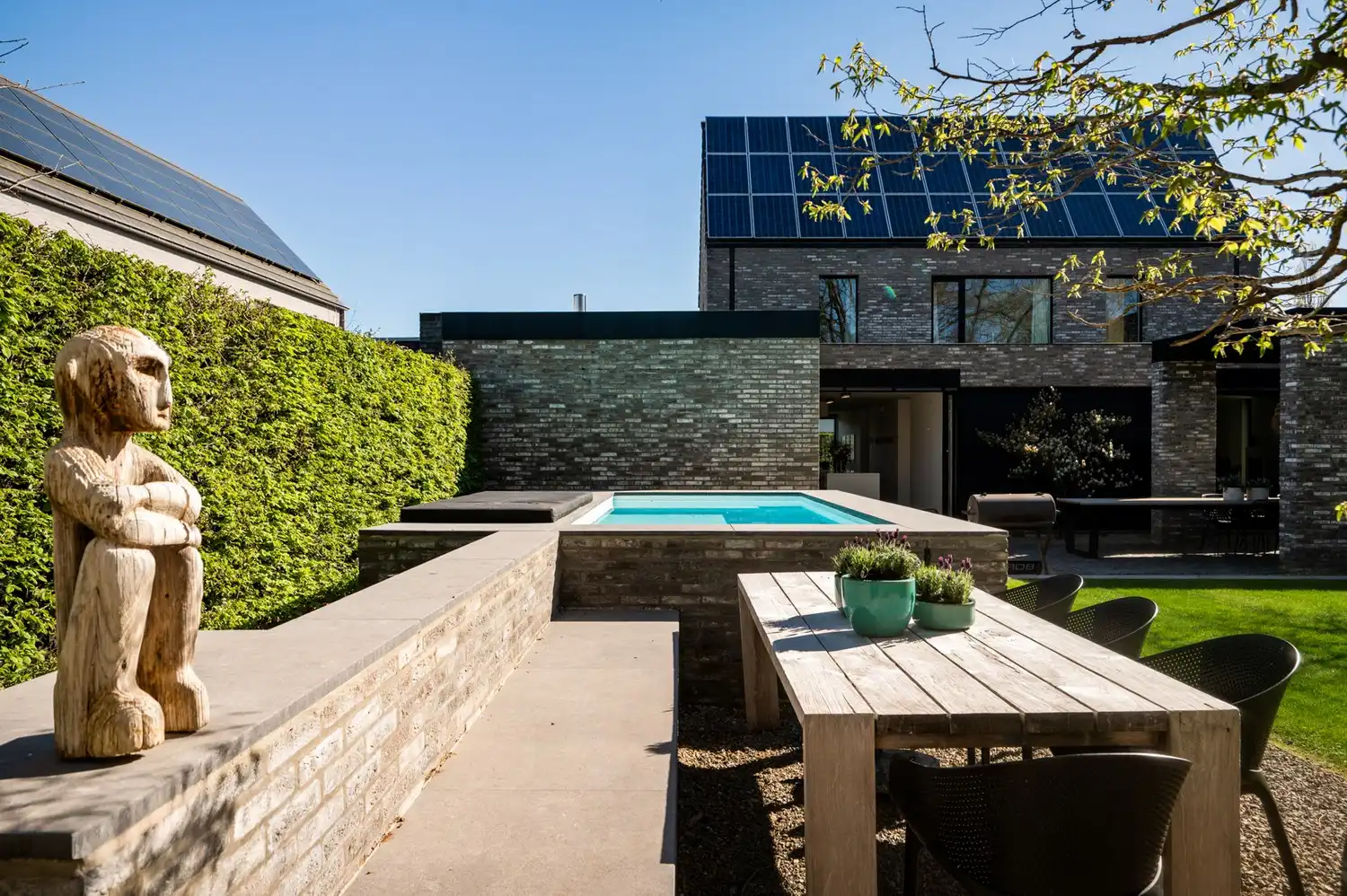 Energiezuinige villa met zwembad, wellness en praktijkruimte op een perceel van 998 m² te Putte foto 3