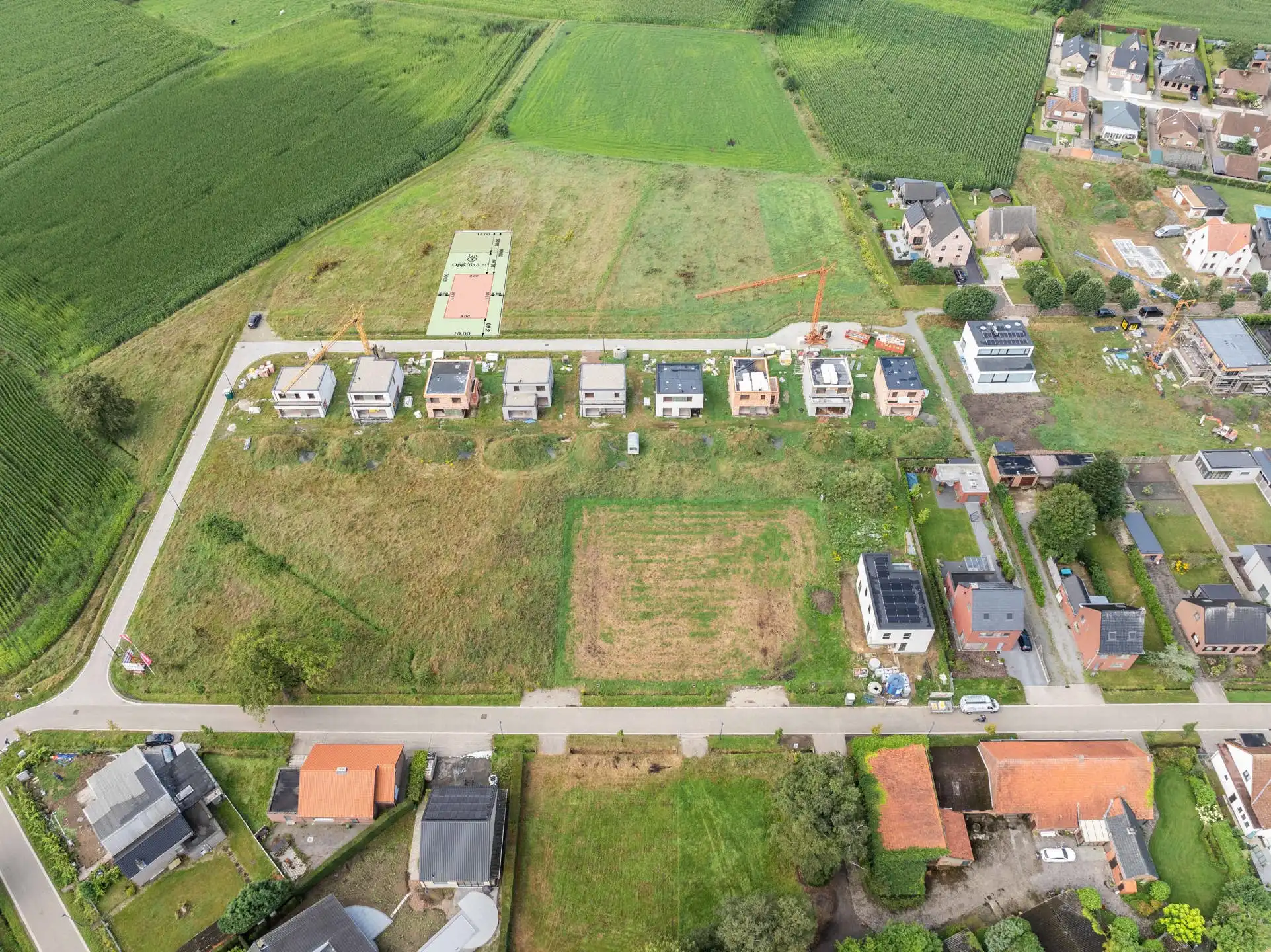 Bouwgrond voor open bebouwing op 645m² foto 3