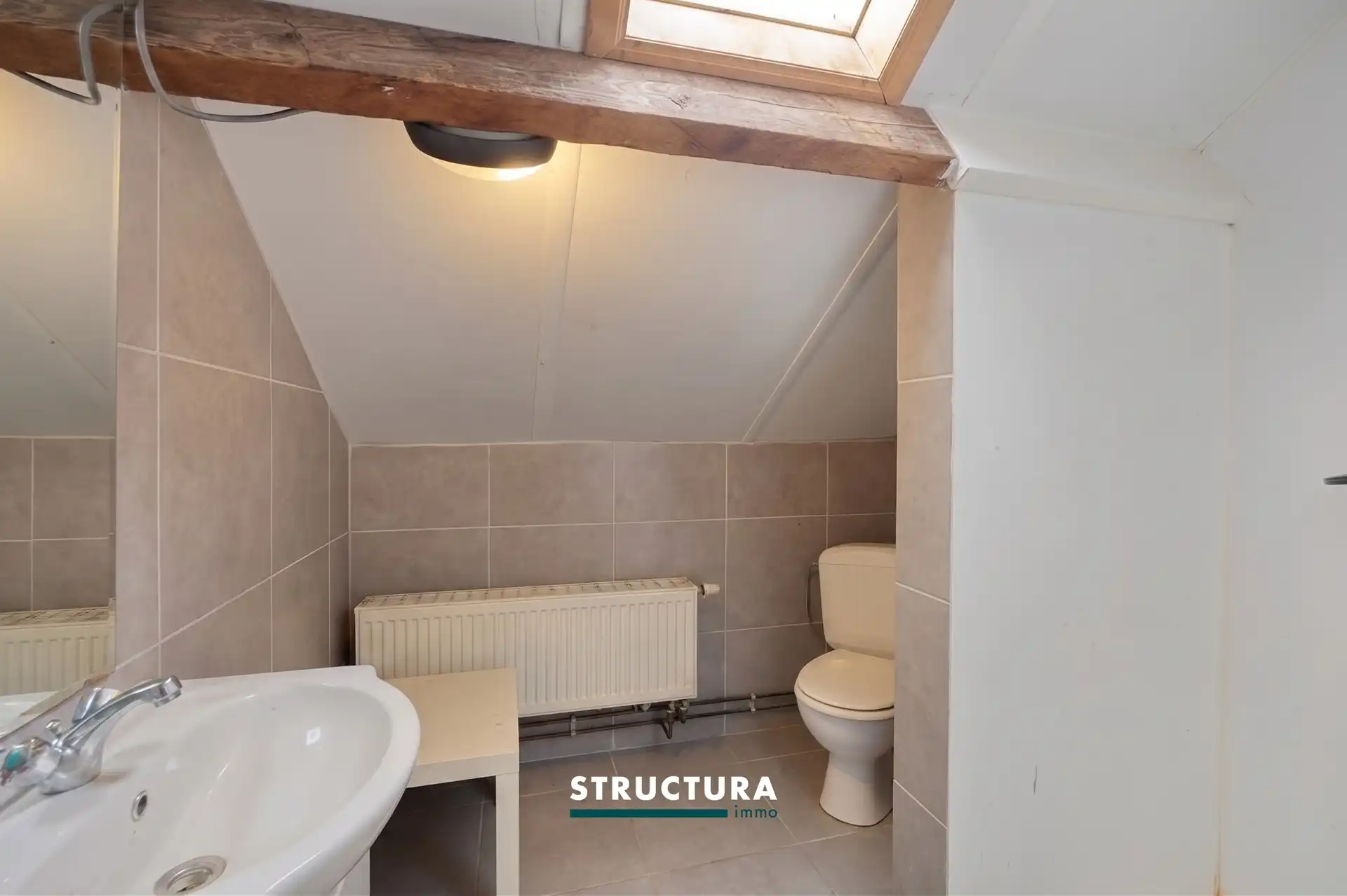 Unieke woning met polyvalent bijgebouw foto 31