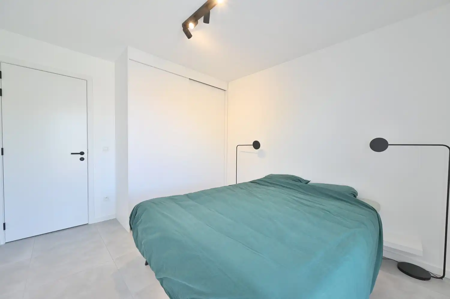 Stijlvol en energiezuinig appartement met 2 slaapkamers en groen uitzicht foto 13