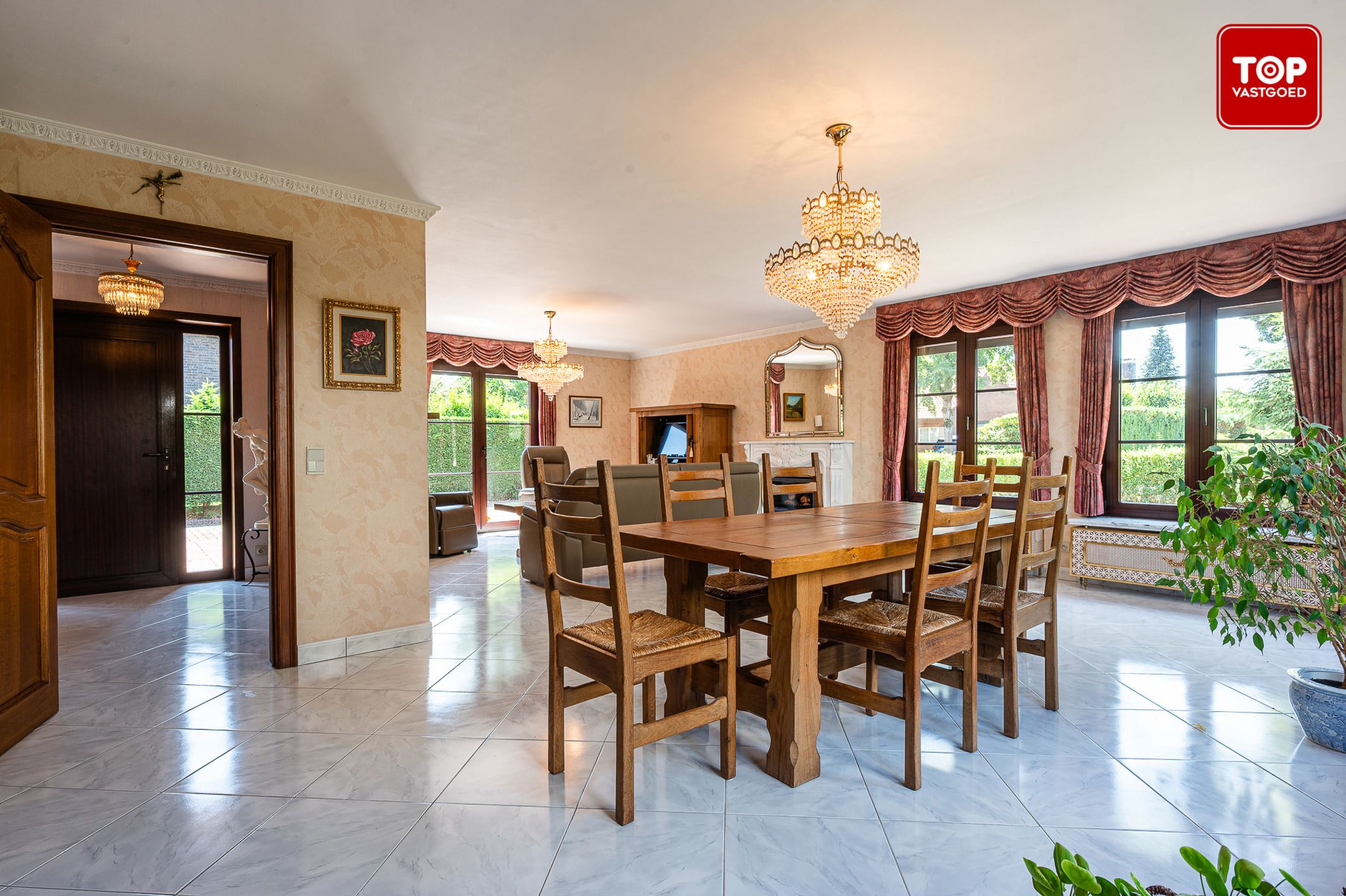 Karaktervolle villa op TOP locatie foto 6