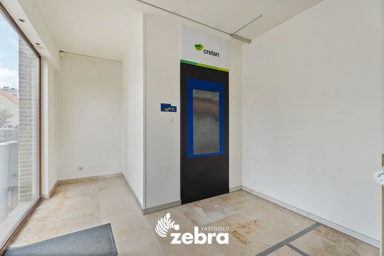 Veelzijdig handelspand op toplocatie in hartje Tielt – ook in te richten als woonst! foto 3