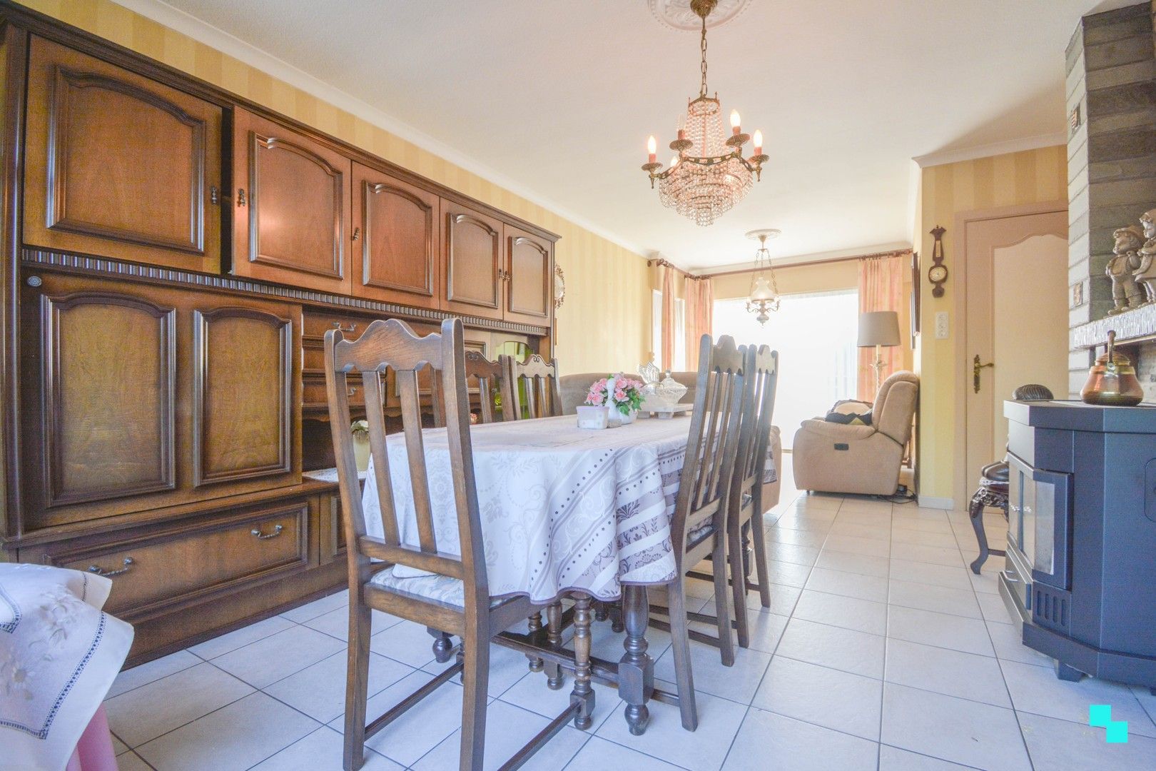 Te renoveren HOB met vier slaapkamers te Hooglede foto 4