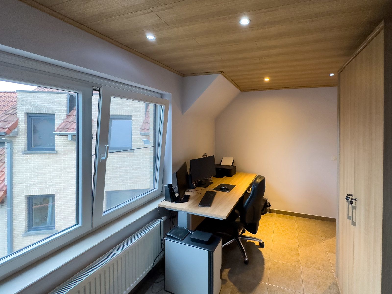 Energiezuinig, instapklaar 2-slpk appartement te huur in Wetteren foto 7