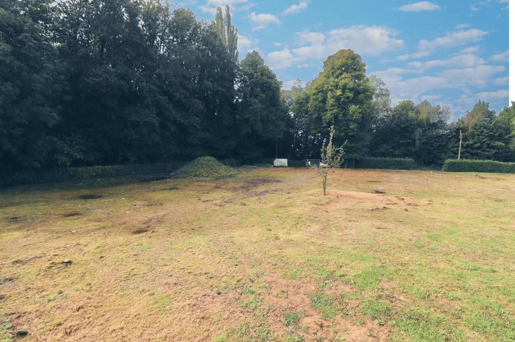 Grond te koop foto {{pictureIndex}}