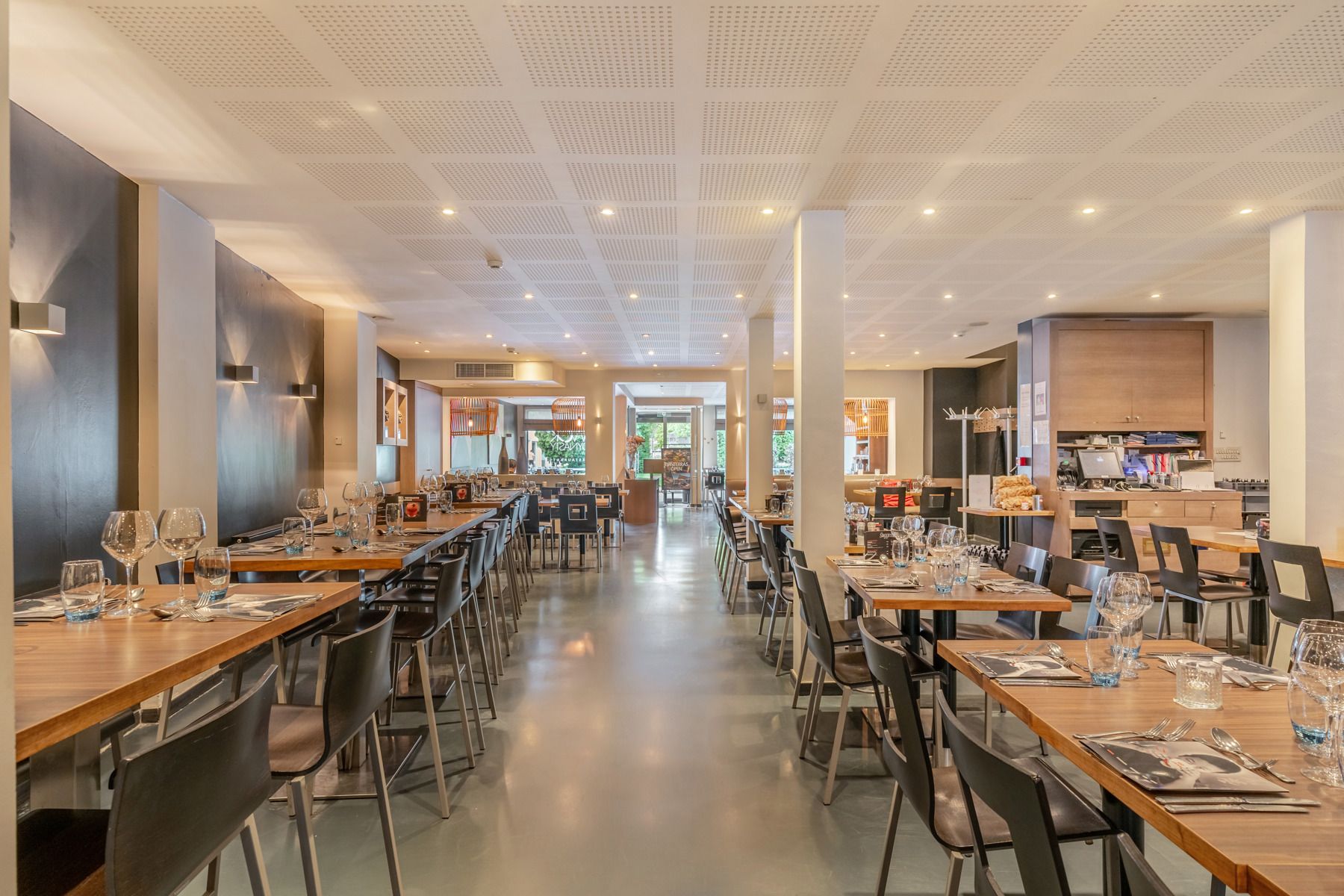 Prachtig commercieel pand met stadstuin in het hart van Aartselaar foto 9