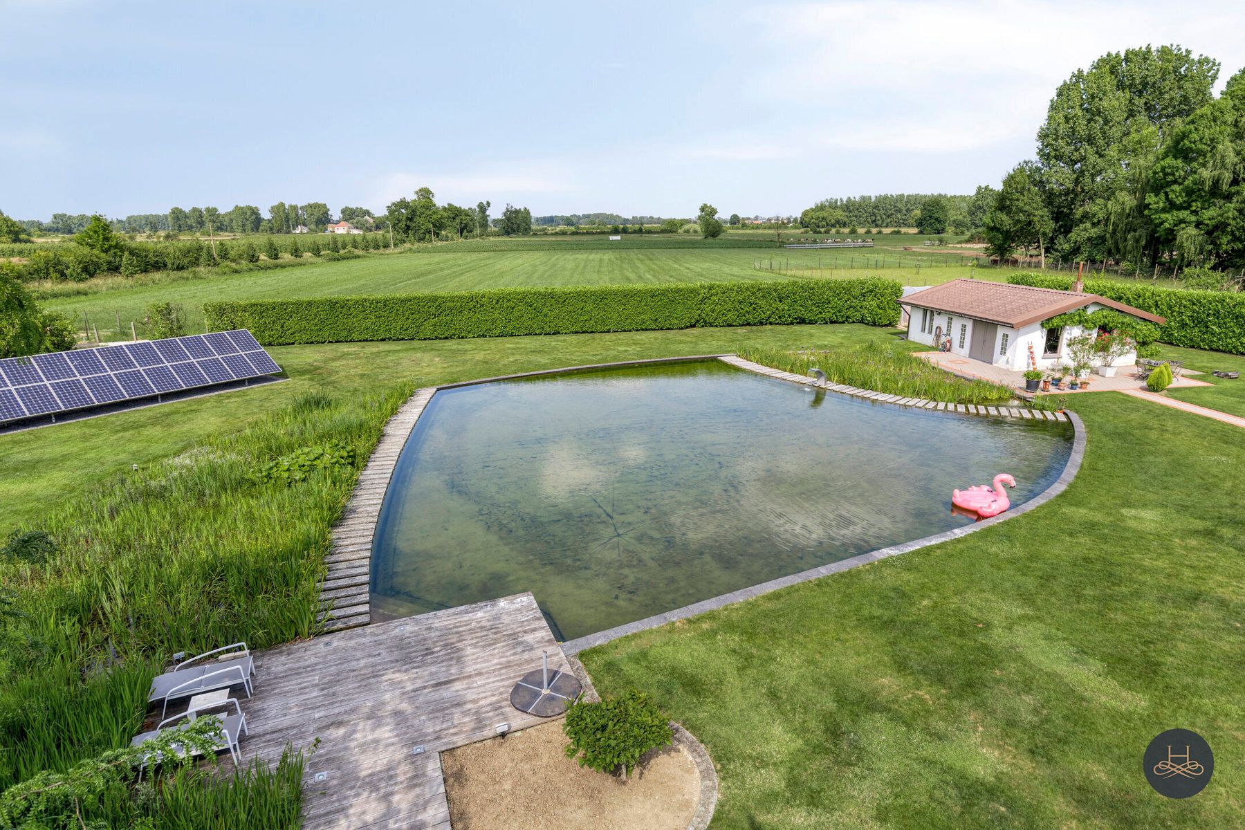 Charmante villa met open uitzicht en zwemvijver foto 29