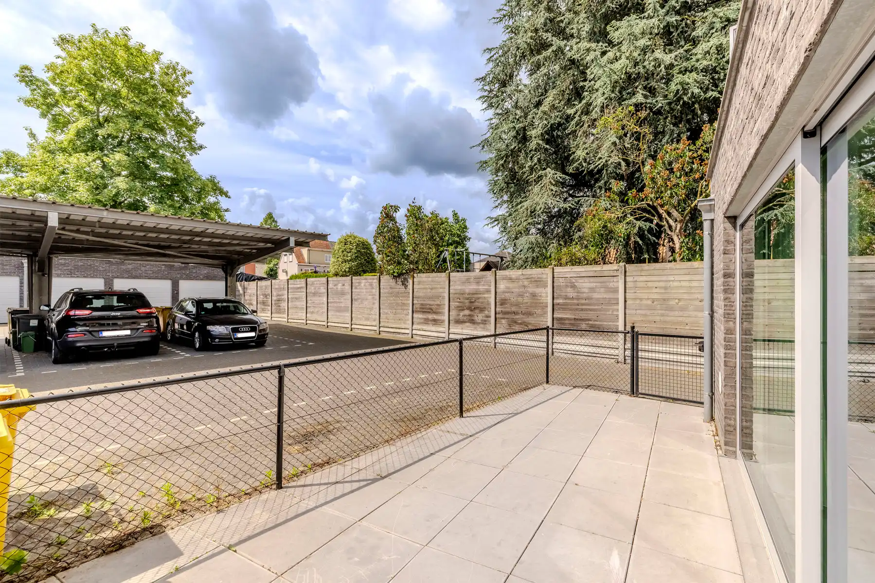 Instapklaar gelijkvloers appartement (97 m²) + parkeerplaats foto 19