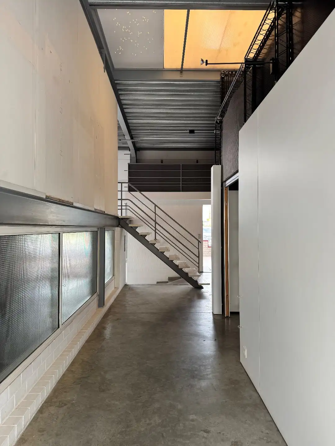 Handelspand met woonst te Ichtegem  foto 12