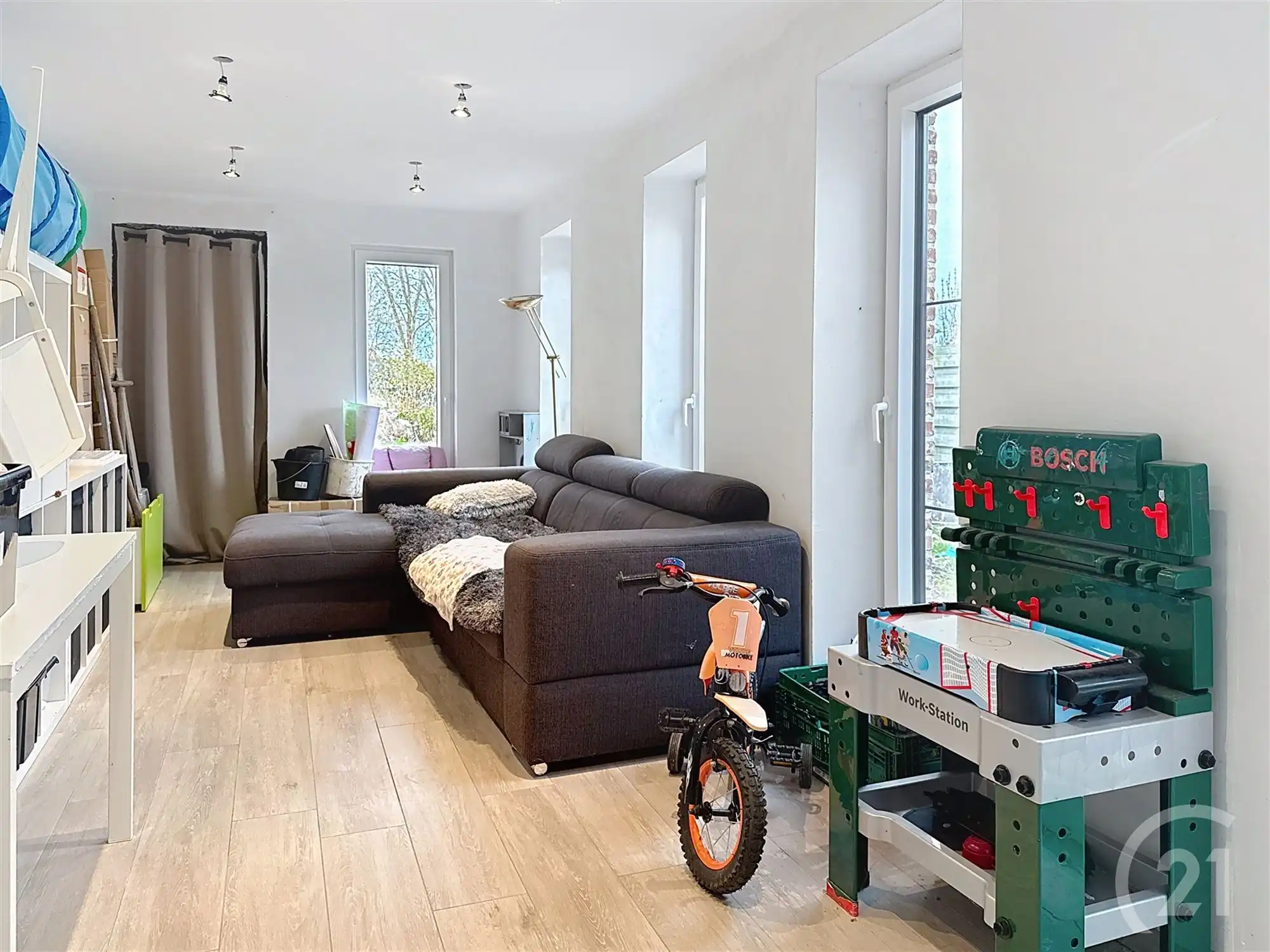 Ruime gezinswoning met 5 slaapkamers in centrum foto 9