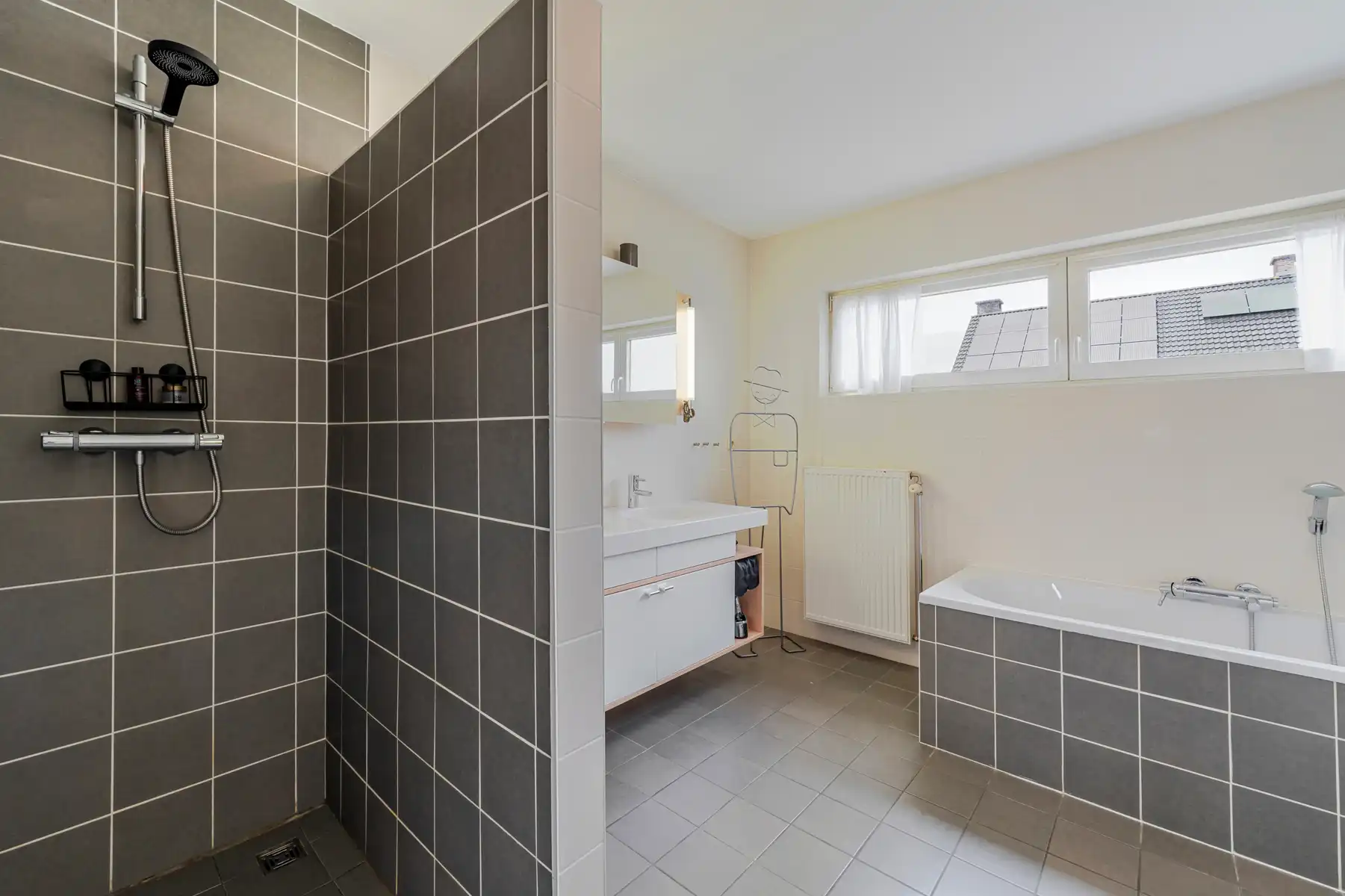 Instapklare woning in rustige wijk  foto 14