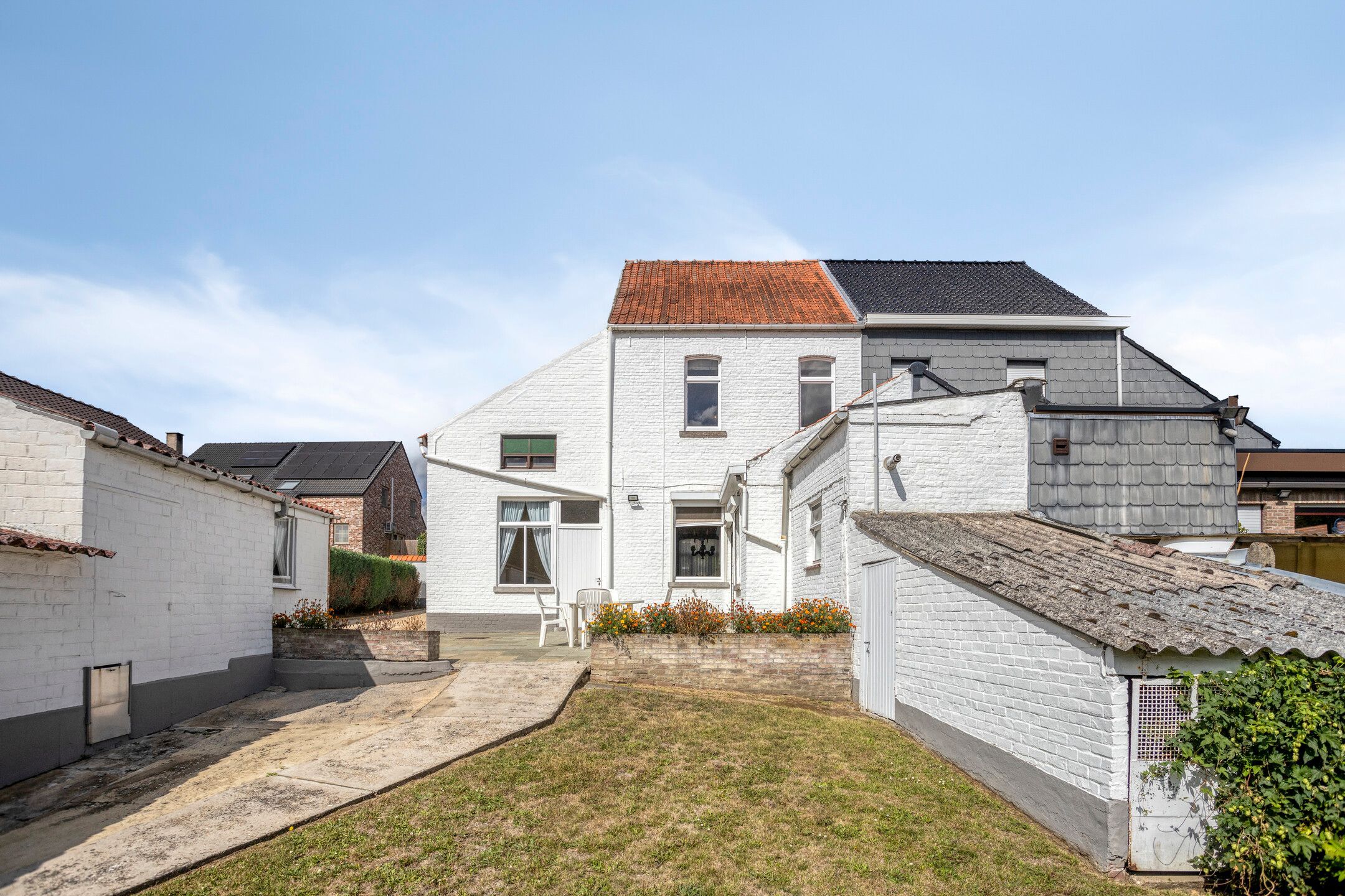 omvangrijk buiten, kansrijk binnen: woning te Bierbeek foto 18