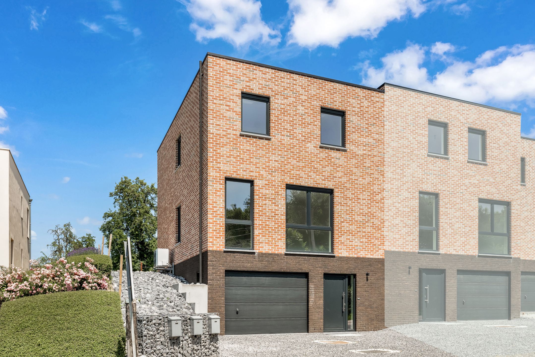 BEN-woning met dubbele garage  foto 2