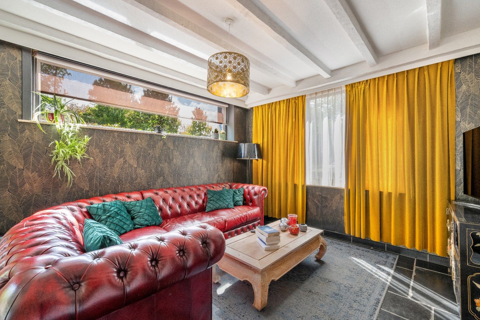 Prachtige ruime half-open woning foto 5