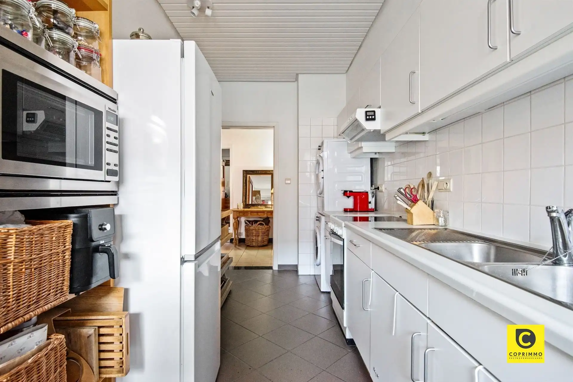 Lichtrijk 2 slpk app met 2 terrassen te Pulhof! foto 5