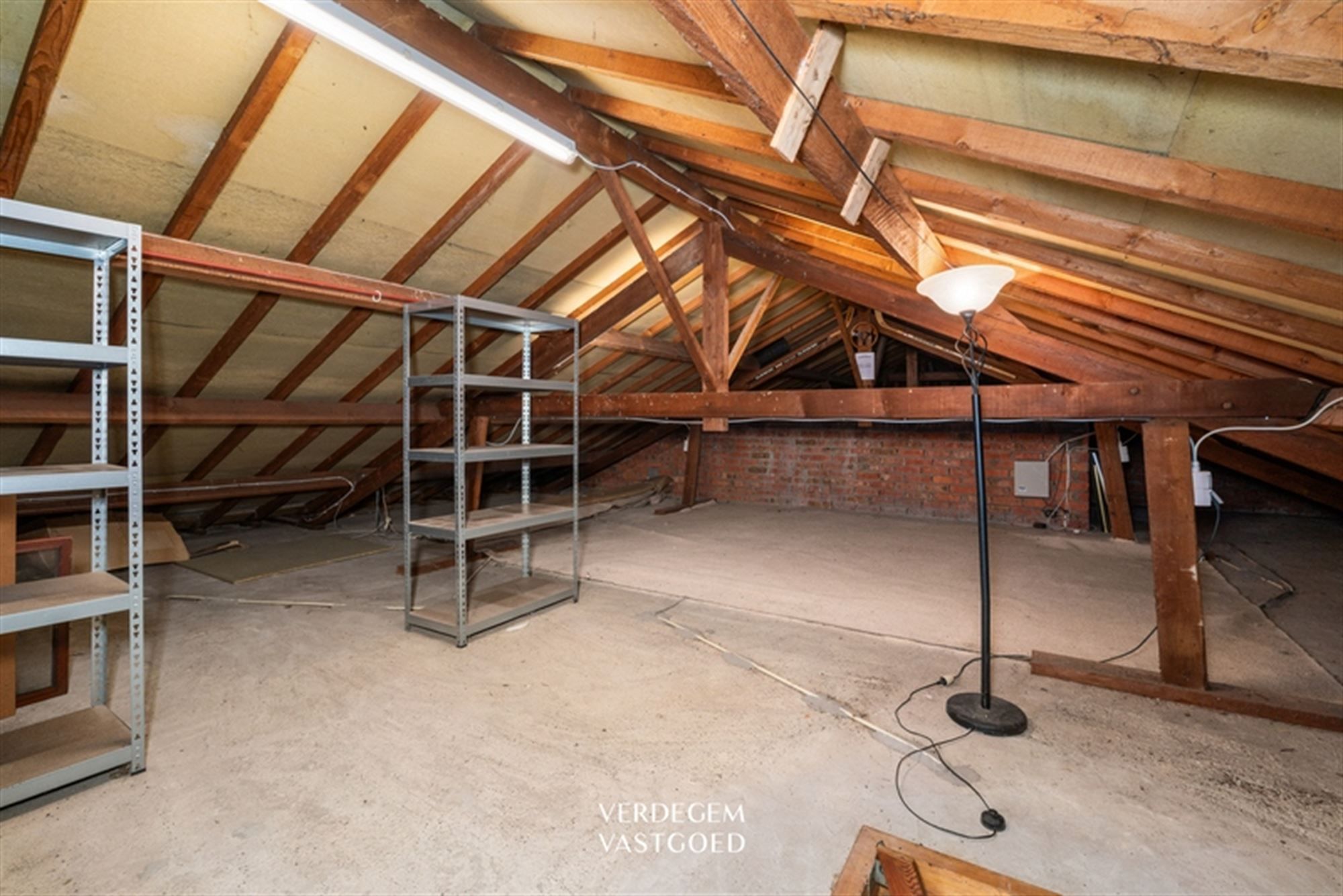 xl villa met magazijn van ca. 300m² op perceel van 2.438m² foto 22