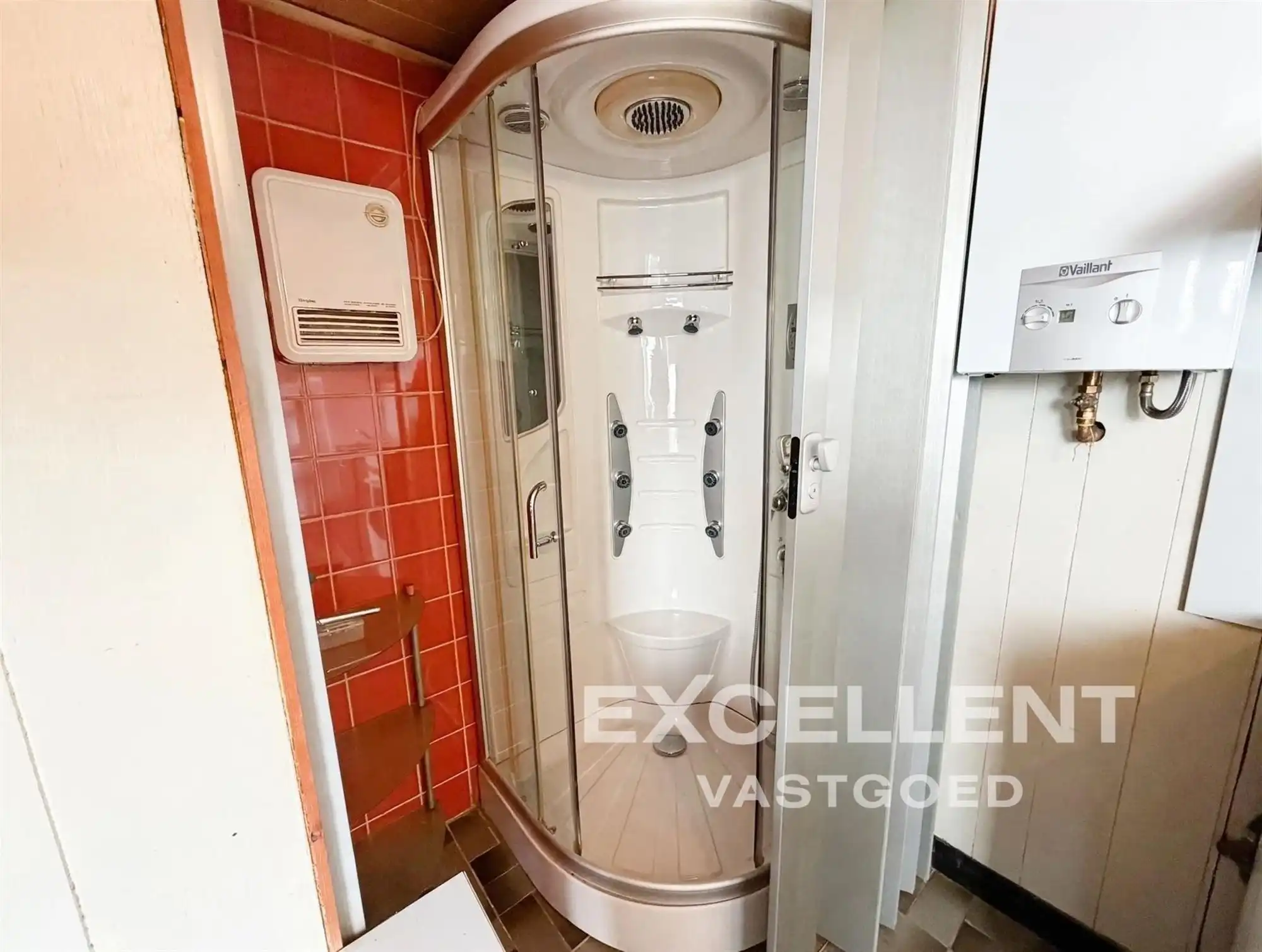 Te renoveren woning met stadstuin en tal van mogelijkheden in Menen foto 5