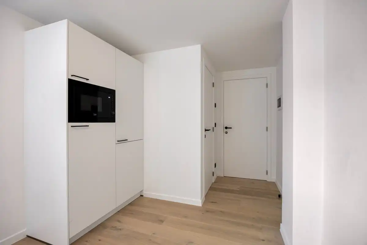 Volledig gerenoveerd en gemeubelde studentenkamer met privé badkamer en tuin - EPC A!  foto 27
