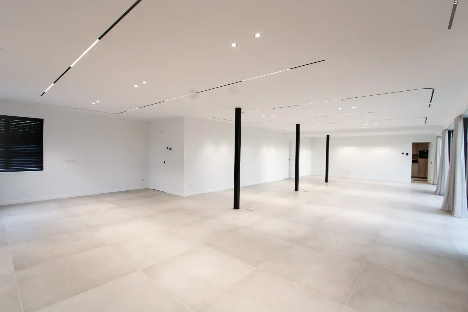 Villa met nevenbestemming kantoor te huur Sacramentsstraat Westkapelle foto 3