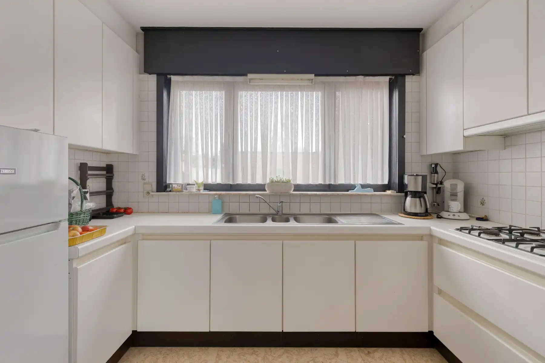 Kloeke woning met tuin en garage! foto 7