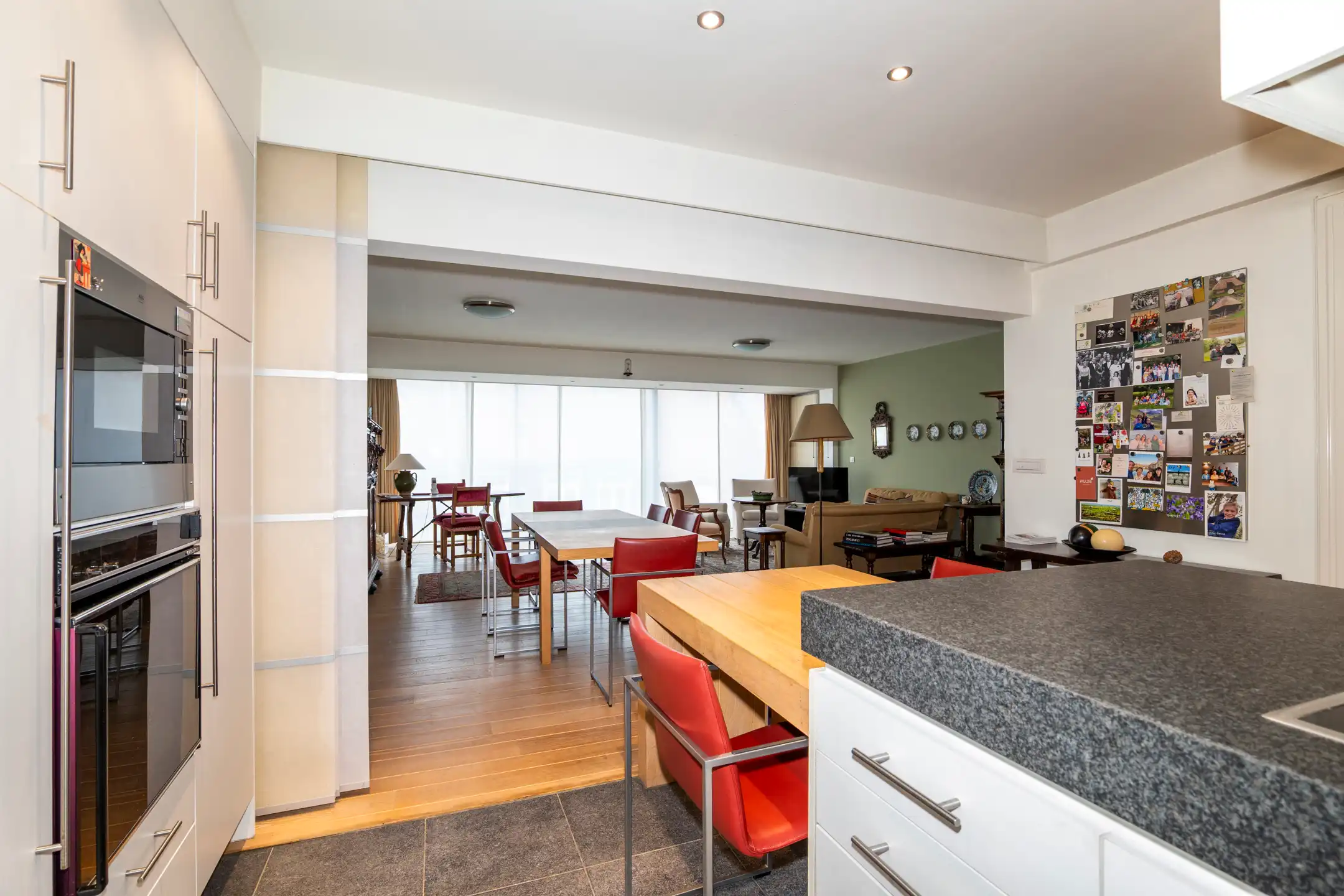 Instapklaar appartement van ca. 144 m² met garage foto 12