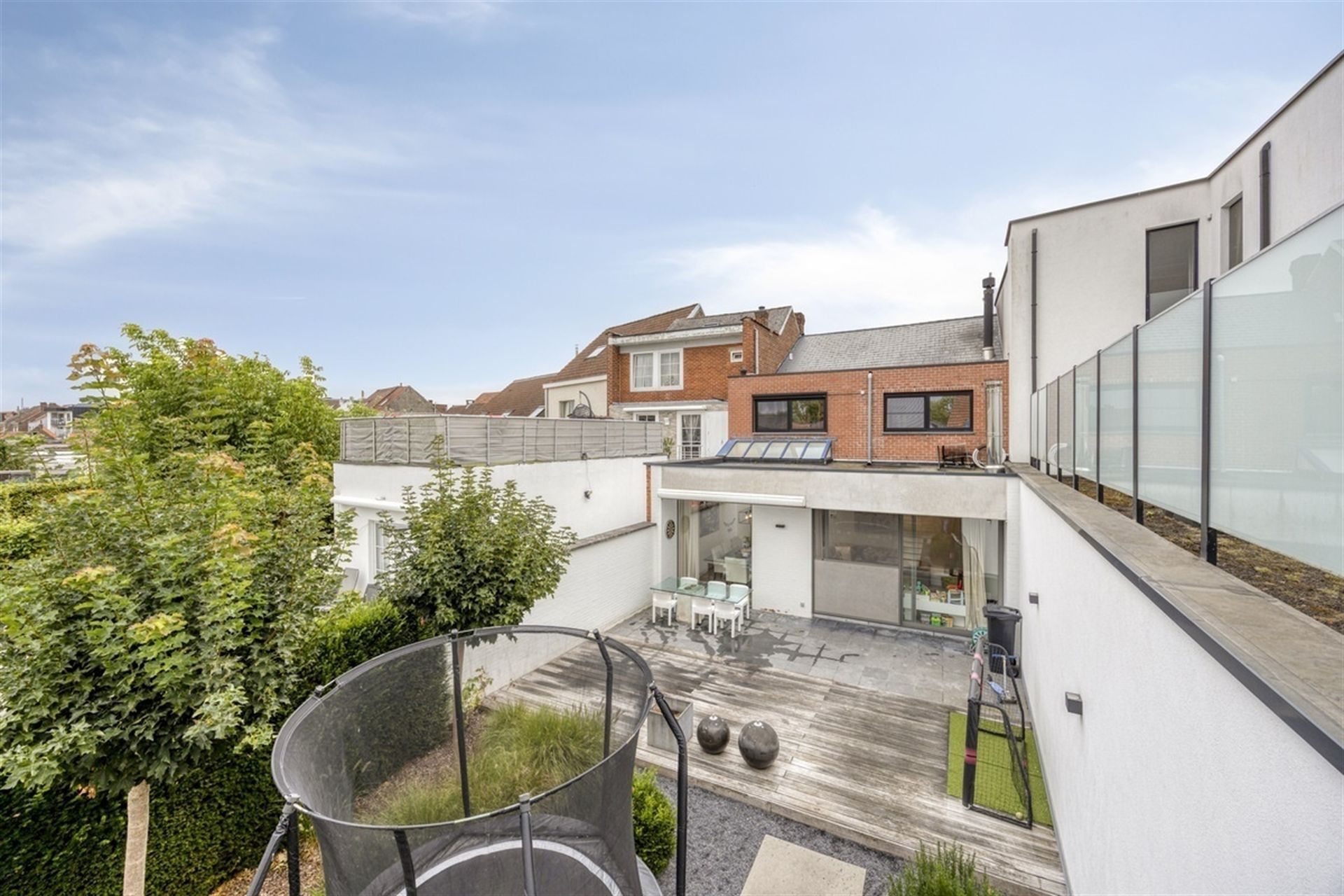 VERKOCHT BINNEN DE WEEK !!!!!    3-slaapkamerwoning in hartje Liedekerk foto 29